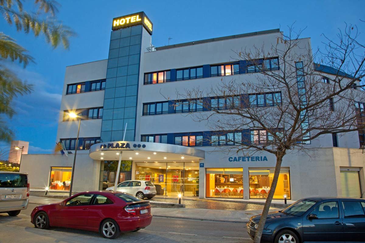 Hotel Plaza Alaquas Zewnętrze zdjęcie