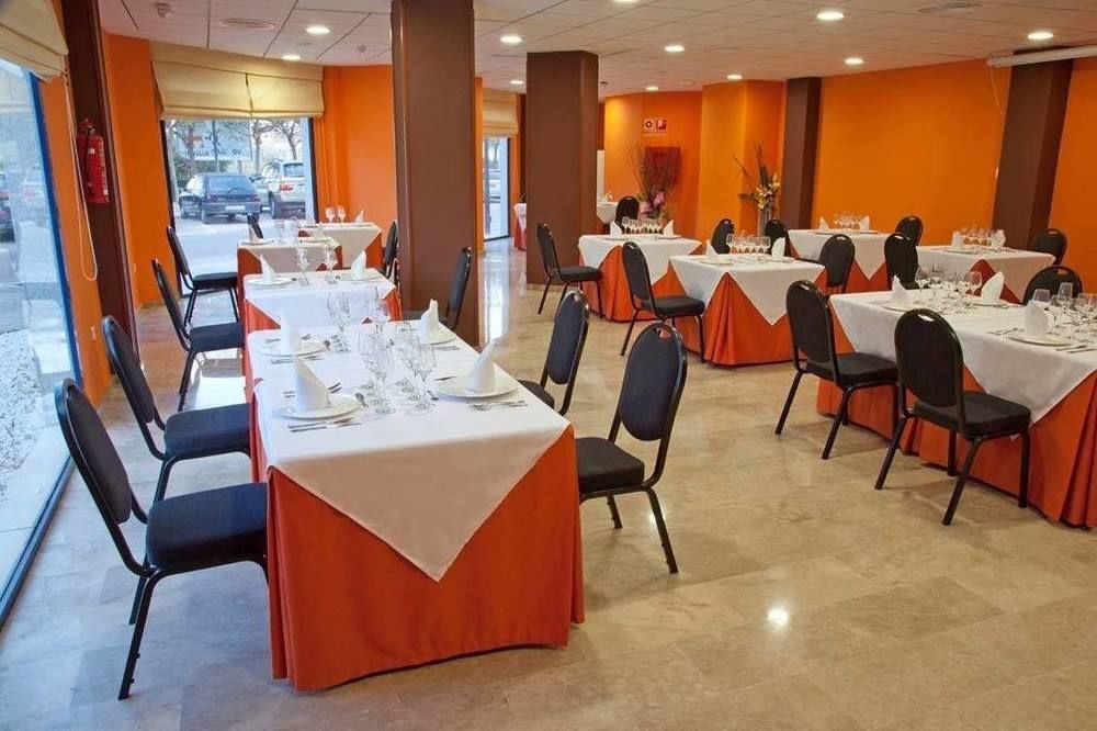 Hotel Plaza Alaquas Zewnętrze zdjęcie